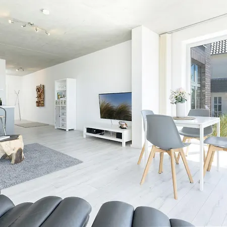 Апартаменты Strandweg 6-7 Duenengras *